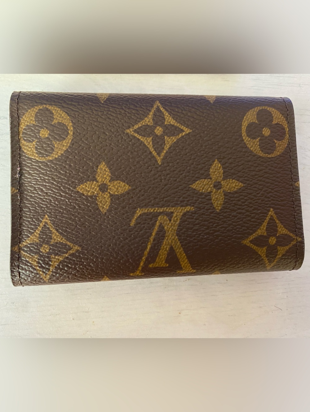 LOUIS VUITTON Monogram 6 Key Multicles Holder | LV Canvas w Fuchsia Leather - Picture 3 of 15